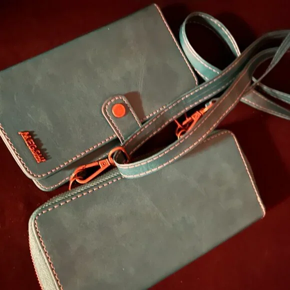 Megshi Wallet/Case - Picture 5 of 14